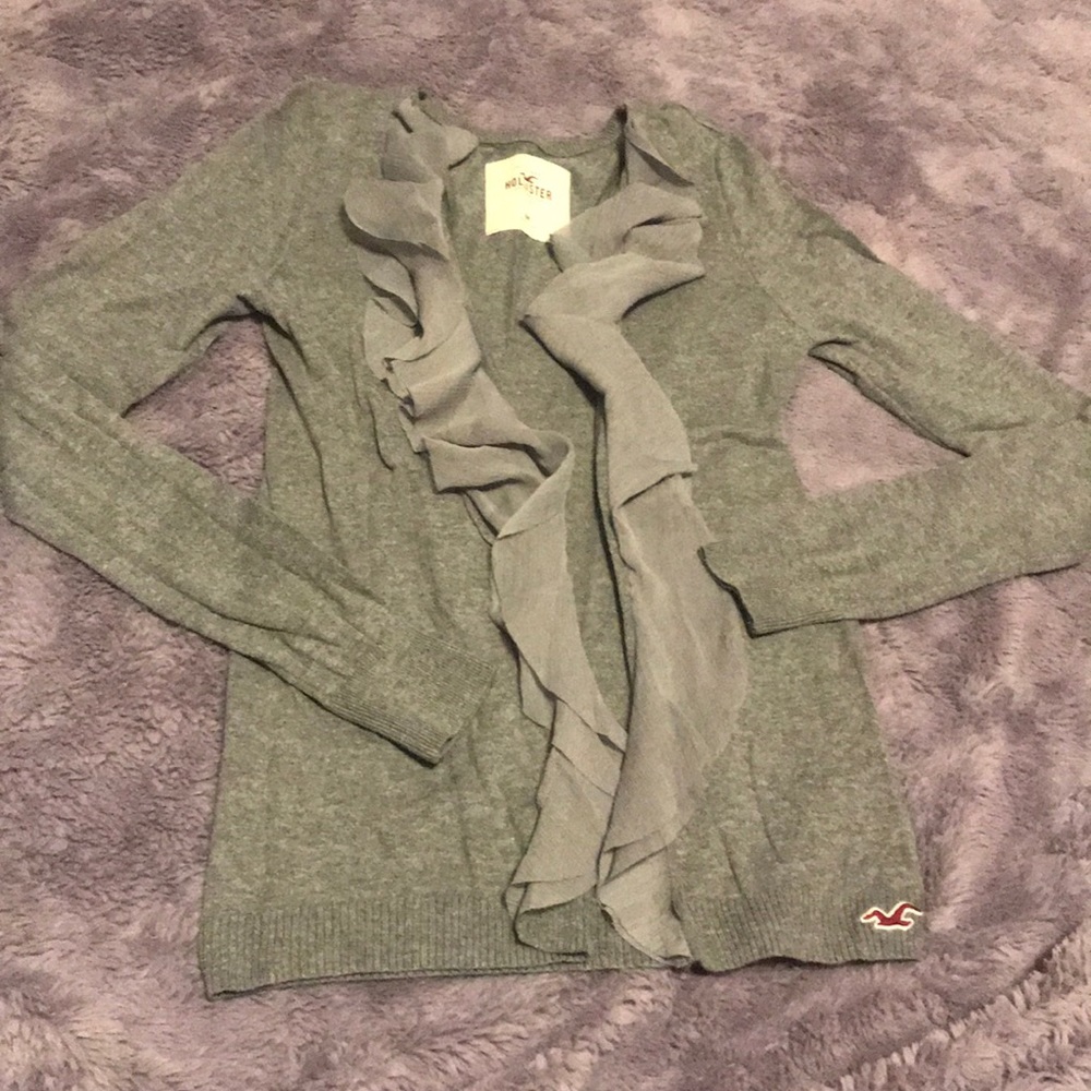 Hollister cardigan size M